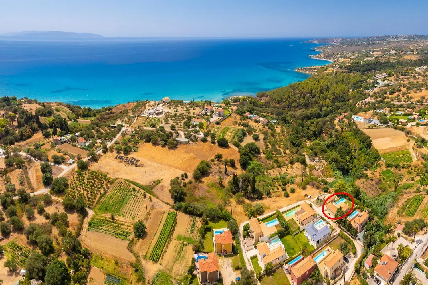 Villa Petra Trapezaki